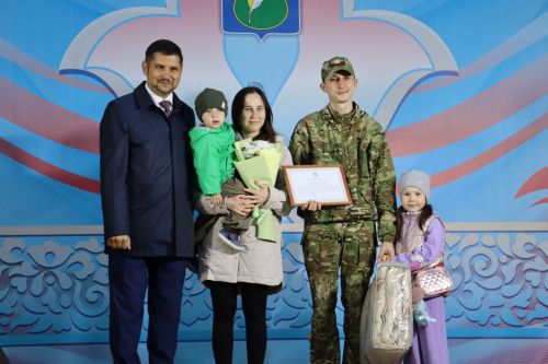 Әтнәдә Яшьләр көне: Ләйсән Мәхмүтова белән Илшат Сафин да кайтканнар иде