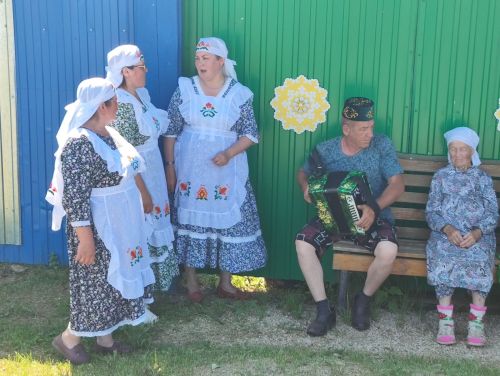 Сабантуйлар җитә,  Сабантуйлар...