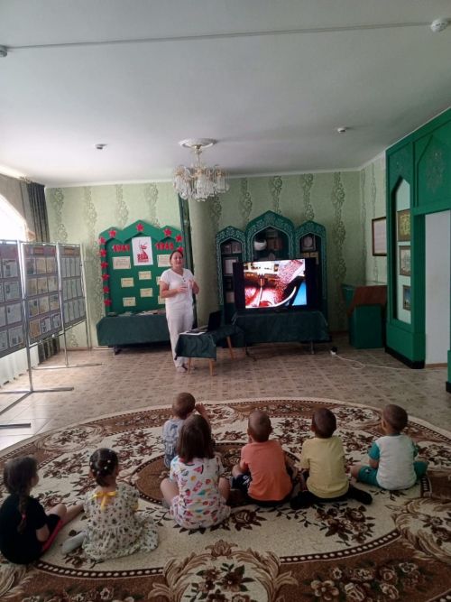«Миләшкәй» балалар бакчасына йөрүче нәниләргә «Шоколад көне» узды