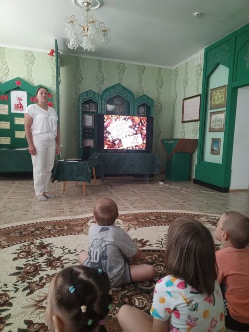 «Миләшкәй» балалар бакчасына йөрүче нәниләргә «Шоколад көне» узды