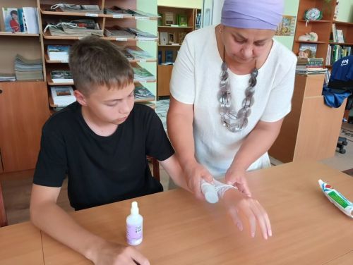 Әтнә үзәк балалар китапханәсе мәйданчыкларында «Буыннар старты» конкурсының район этабы узды