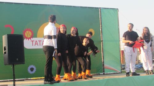 Әтнәнең ял паркында ачык һавада спектакль уйналды