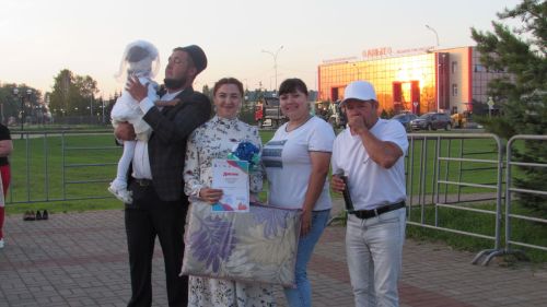 Әтнәдә коляскалар парады һәм сабыйлар ярышы узды