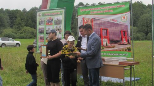 Каенсар урманында Спорт мәктәбенең уку елына  йомгак ясауга багышланган традицион йомгаклау чарасы узды