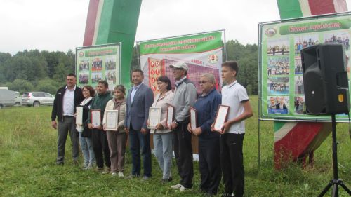 Каенсар урманында Спорт мәктәбенең уку елына  йомгак ясауга багышланган традицион йомгаклау чарасы узды