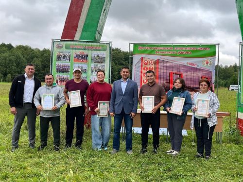 Каенсар урманында Спорт мәктәбенең уку елына  йомгак ясауга багышланган традицион йомгаклау чарасы узды