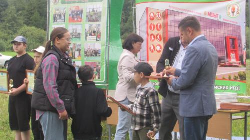 Каенсар урманында Спорт мәктәбенең уку елына  йомгак ясауга багышланган традицион йомгаклау чарасы узды