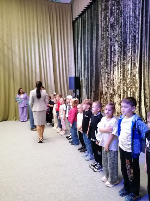 Мәктәпкә әзерләнергә ярдәм иттек