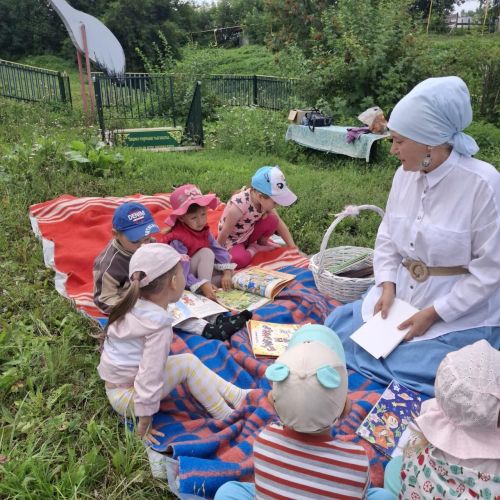 Ташчишмә китапханәсендә табигать кочагында тылсымлы әдәби чара