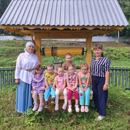 Ташчишмә китапханәсендә табигать кочагында тылсымлы әдәби чара