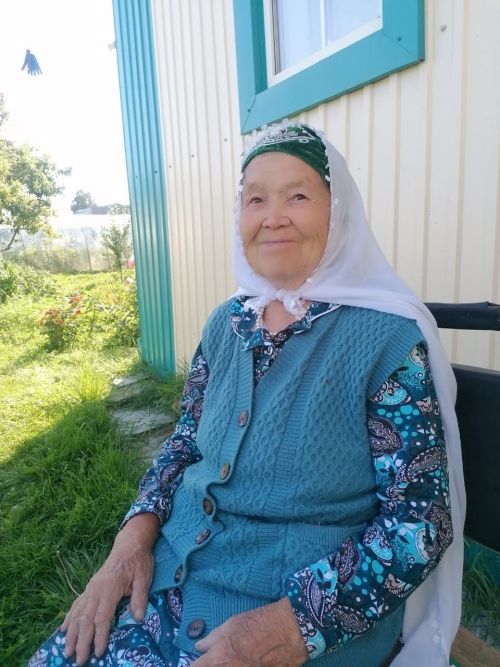 “Үз кулым белән яшьлегемне утка яктым”