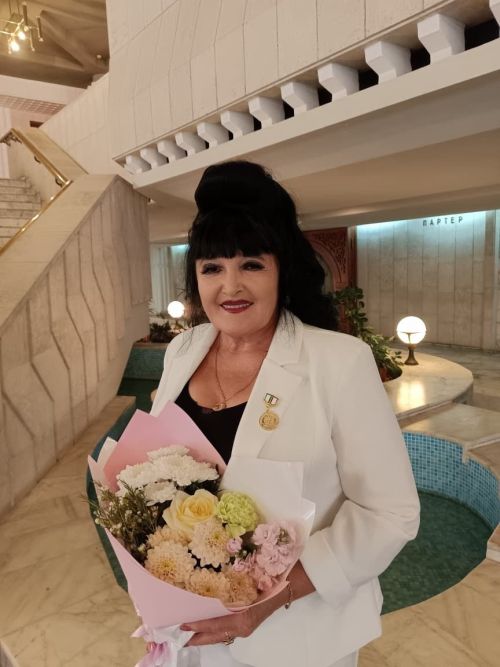 Гөлсинә Шакирова «Мәдәнияттәге казанышлар өчен» билгесе белән бүләкләнде