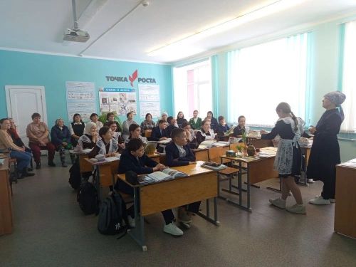 Күәм урта мәктәбендә ата-аналар өчен «Ачык ишекләр» көне узды
