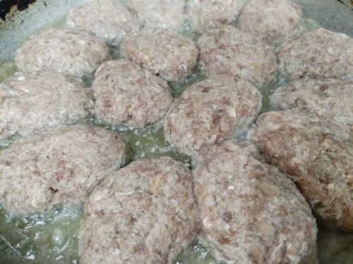 Йомшак котлета серләре