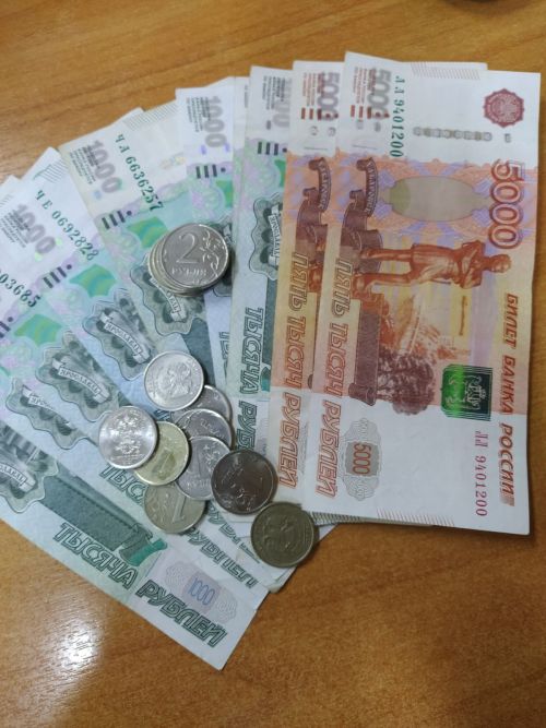 Аз керемлеләргә ярдәм