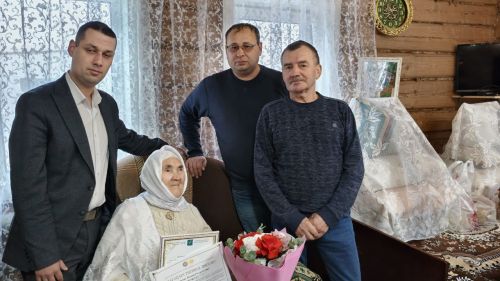 Түбән Көек авылында яшәүче Рәхилә апа Хисмәтуллина 90 яшьлек юбилеен билгеләп үтте
