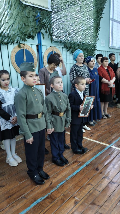 Түбән Көек мәктәбендә мемориаль такта ачылды