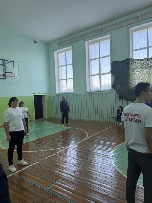 Түбән Көек мәктәбендә мемориаль такта ачылды