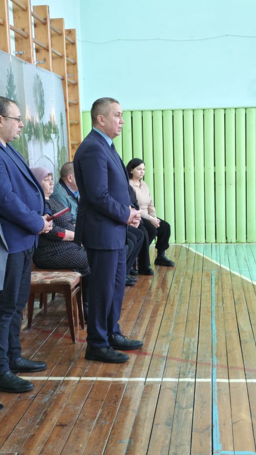 Түбән Көек мәктәбендә мемориаль такта ачылды