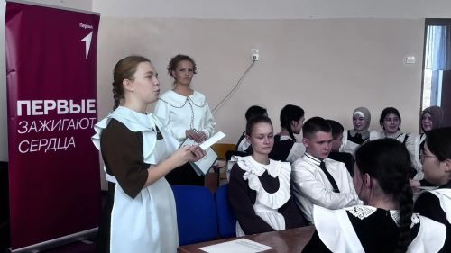 Иң актив укучылар көч сынашты