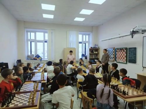 Әтнә спорт комплексында тиз шахмат буенча урта мәктәп беренчелеге узды