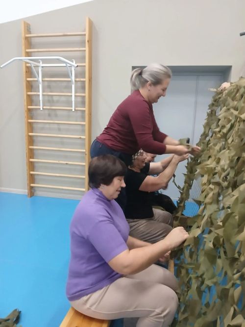 Күлле Кимедә  махсус хәрби операциягә маскировка сеткалары ясыйлар