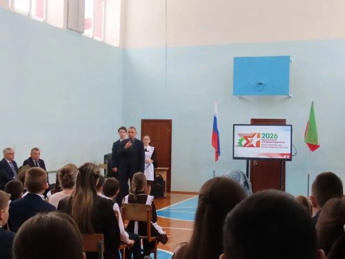 Күәм урта мәктәбендә «Хәрби батырлык һәм хезмәт фидакарьлеге елы» н ачу тантанасы үтте