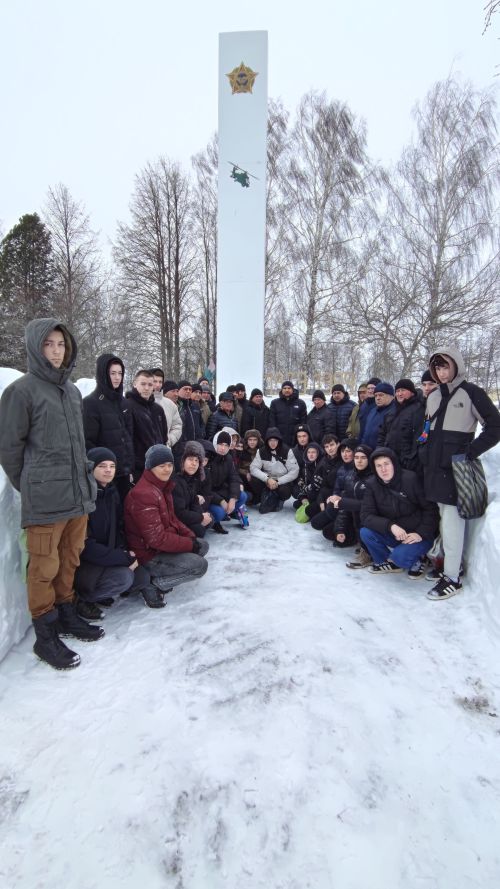Әфганчы егетләре кабат бердәм булуларын күрсәттеләр