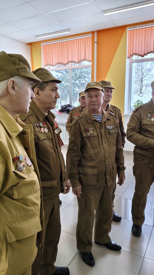 Әфганчы егетләре кабат бердәм булуларын күрсәттеләр