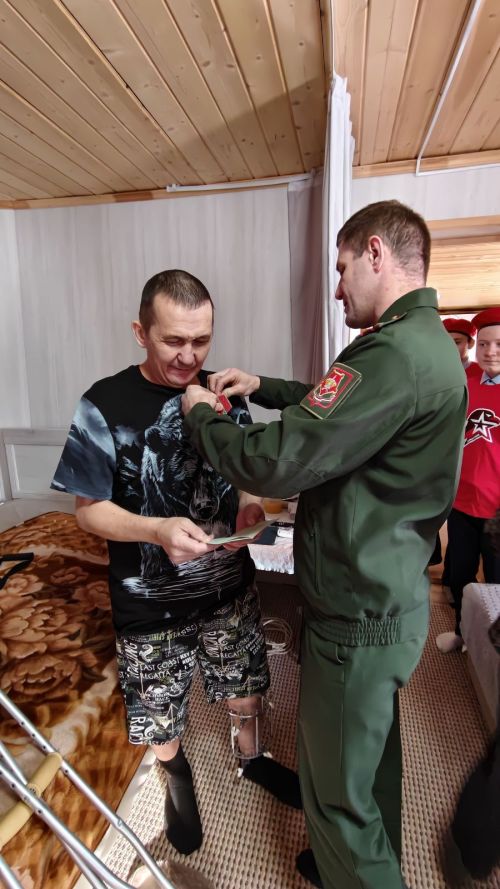 Руслан Зариповка Суворов һәм Жуков медальләре тапшырылды