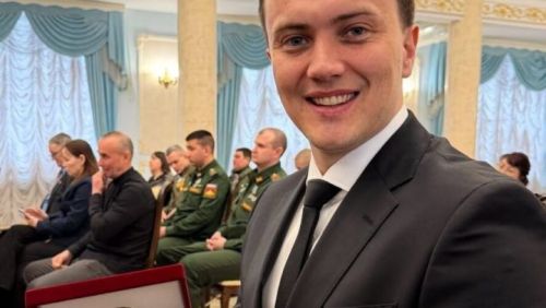 Марат Яруллинга «Башкортстан Республикасының атказанган артисты» исеме бирелгән