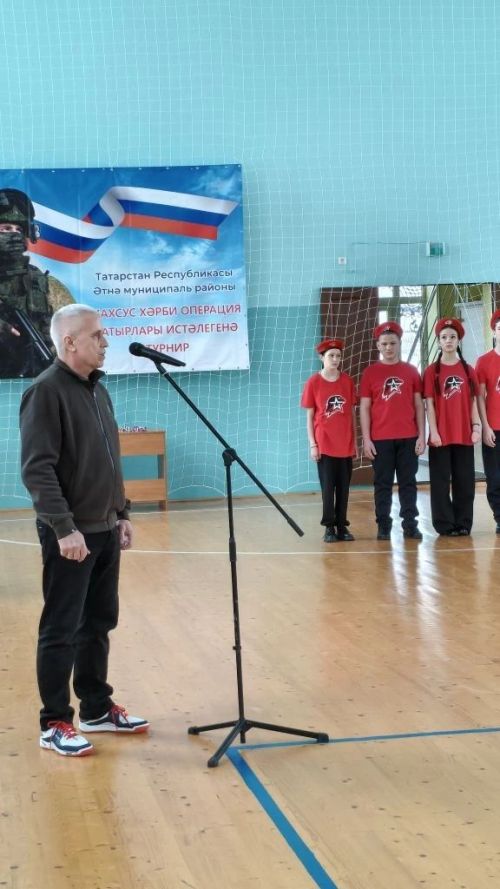 Яңа Шашы авылы җирлегенең Чишмәле Сап авылы спорт үзәгендә волейбол ярышы үтте