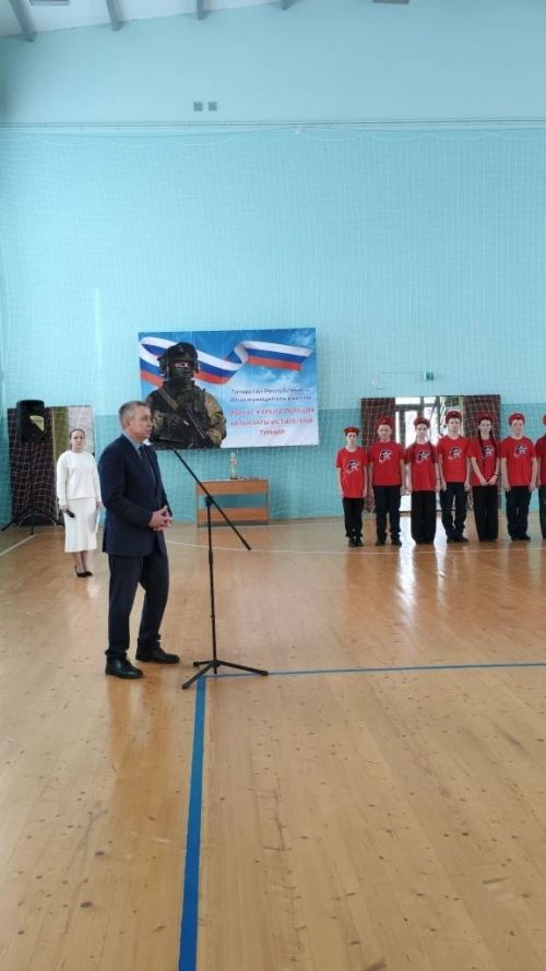 Яңа Шашы авылы җирлегенең Чишмәле Сап авылы спорт үзәгендә волейбол ярышы үтте