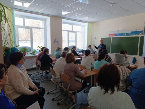 Күлле Киме мәктәбендә  террорчылыктан саклану темасына багышланган ата-аналар җыелышы узды