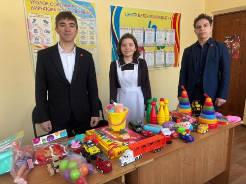 Күәм урта мәктәбендә «Уенчык бүләк ит» акциясе  үтте