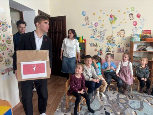 Күәм урта мәктәбендә «Уенчык бүләк ит» акциясе  үтте