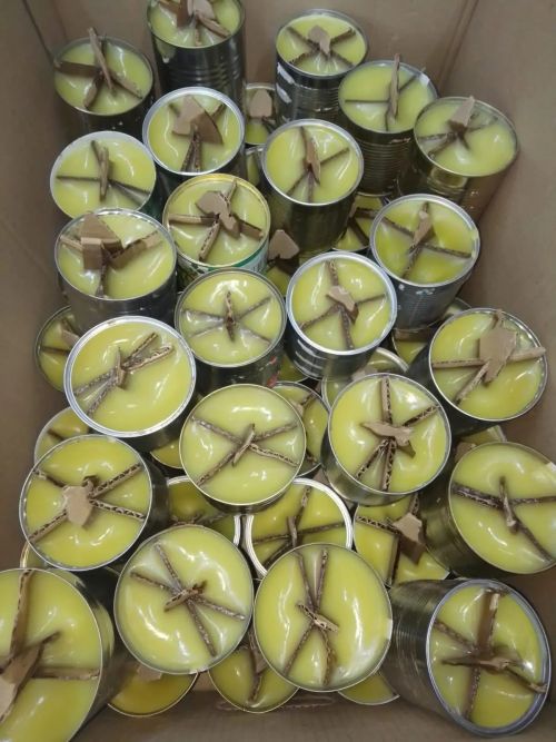 Күлле Киме мәктәбе укучылары махсус хәрби операциядә катнашучыларга ярдәмгә окоп шәмнәре ясадылар