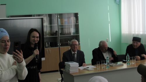 Алмаз Хәмзин: “Әтнә көе – үзенчәлекле”