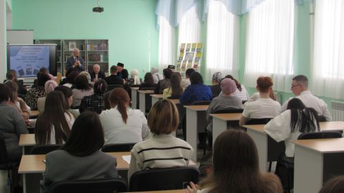 Алмаз Хәмзин: “Әтнә көе – үзенчәлекле”