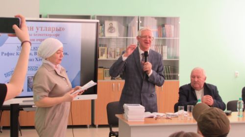 Алмаз Хәмзин: “Әтнә көе – үзенчәлекле”