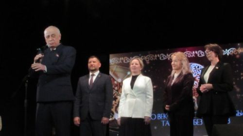Габдулла Тукай исемендәге Әтнә татар дәүләт театрында “Эхо веков – Тарихта без эзлебез” исемле республика Шәҗәрәләр фестиваленең зона туры узды