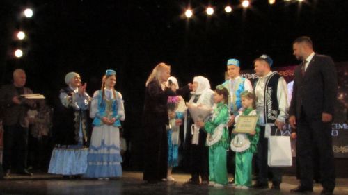 Габдулла Тукай исемендәге Әтнә татар дәүләт театрында “Эхо веков – Тарихта без эзлебез” исемле республика Шәҗәрәләр фестиваленең зона туры узды