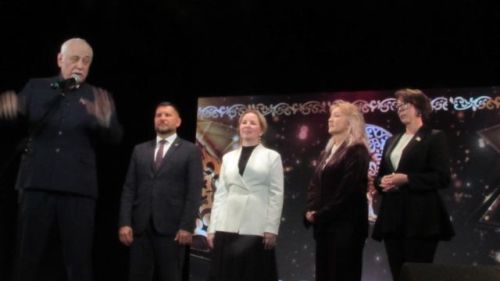 Габдулла Тукай исемендәге Әтнә татар дәүләт театрында “Эхо веков – Тарихта без эзлебез” исемле республика Шәҗәрәләр фестиваленең зона туры узды