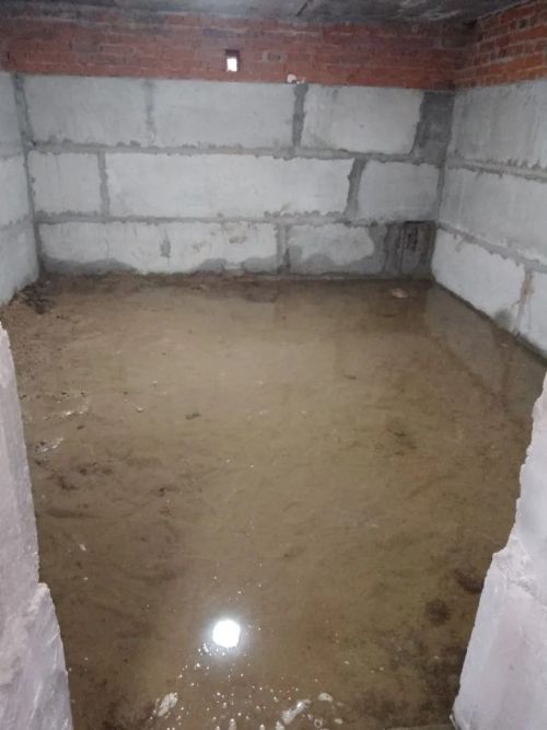Әтнәләр! Идән астына яки базыгызга су кермәдеме?