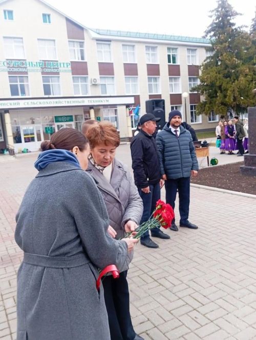 “Тукай” техникумында шагыйрьне зурладылар
