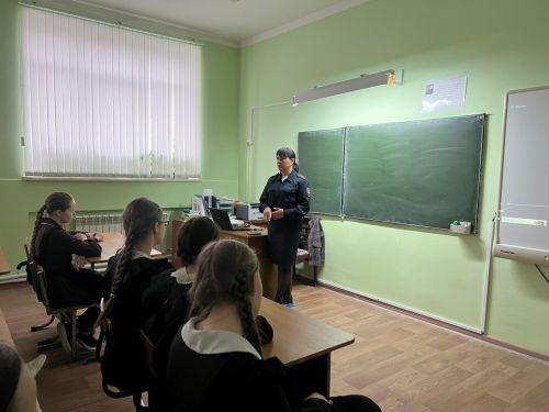 Күшәр мәктәбендә киләчәк һөнәри юнәлеш сайлауга багышланган кызыклы очрашу үтте