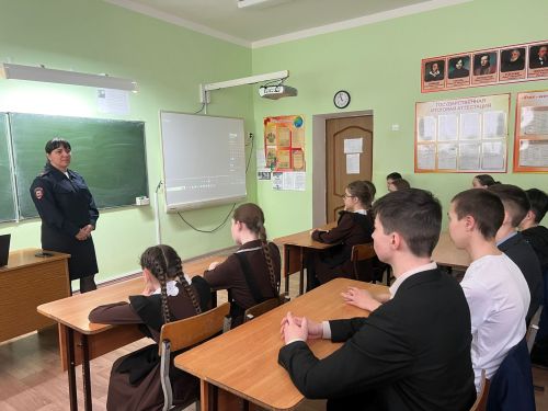 Күшәр мәктәбендә киләчәк һөнәри юнәлеш сайлауга багышланган кызыклы очрашу үтте