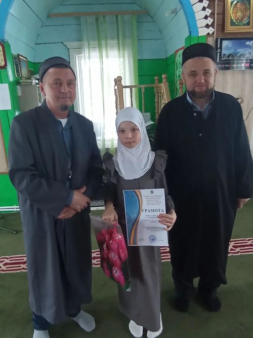 Күәм авылы мәчетендә балалар арасында бәйге үтте