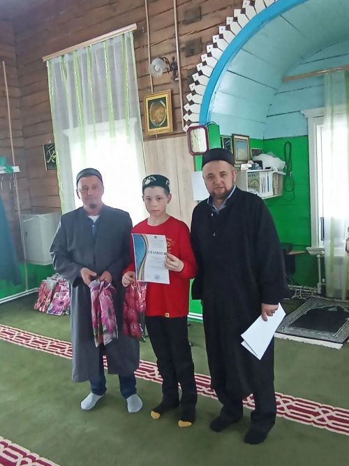 Күәм авылы мәчетендә балалар арасында бәйге үтте