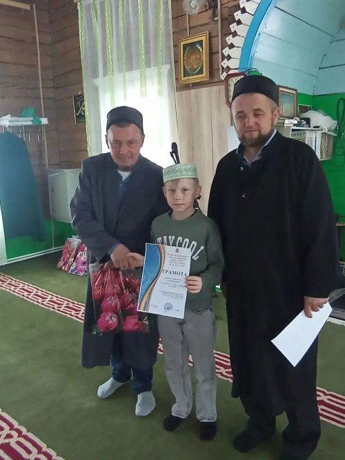 Күәм авылы мәчетендә балалар арасында бәйге үтте